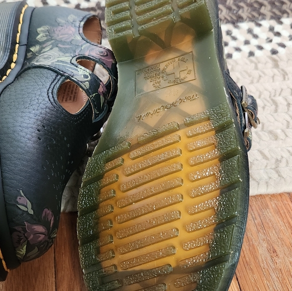 Dr. Martens 8065 Floral Black Mary Jane Shoes - Picture 6 of 12